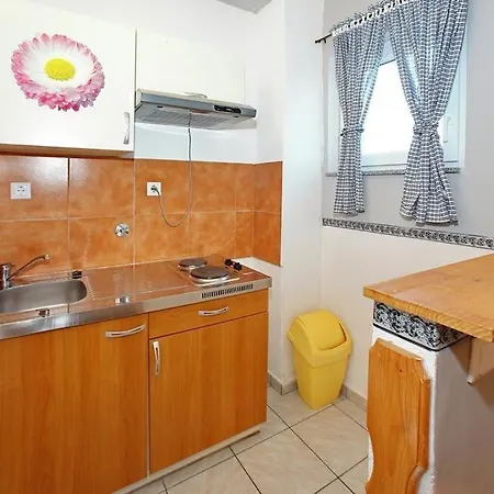 In With Sea View, Balcony, Air Conditioning, Wi-fi